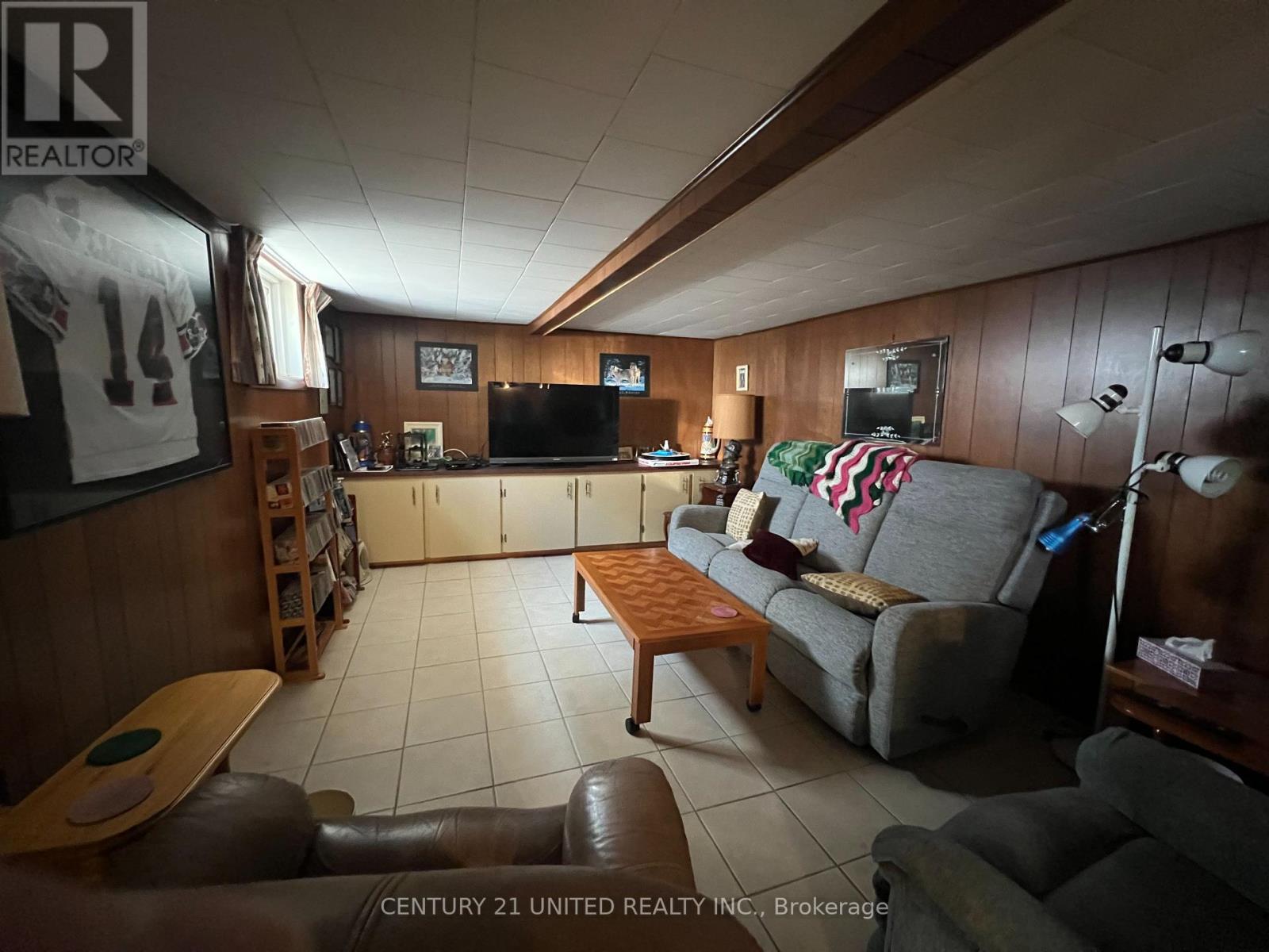 15 Wallace Street, Peterborough (Ashburnham Ward 4), Ontario  K9H 1A8 - Photo 13 - X12439418