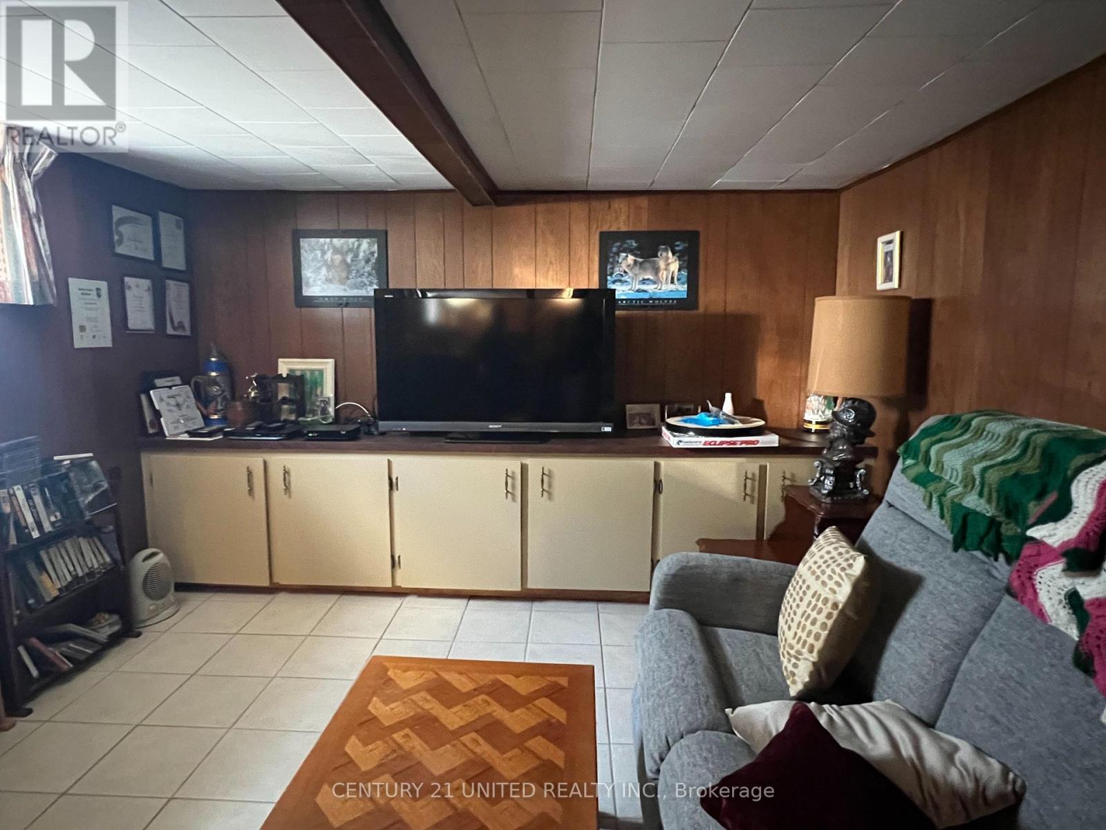 15 Wallace Street, Peterborough (Ashburnham Ward 4), Ontario  K9H 1A8 - Photo 14 - X12439418
