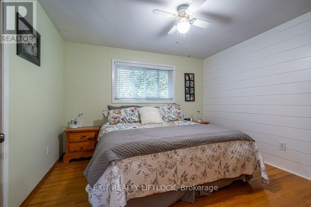 39 Beechwood Drive, Peterborough (Monaghan Ward 2), Ontario  K9J 1M2 - Photo 12 - X12439499