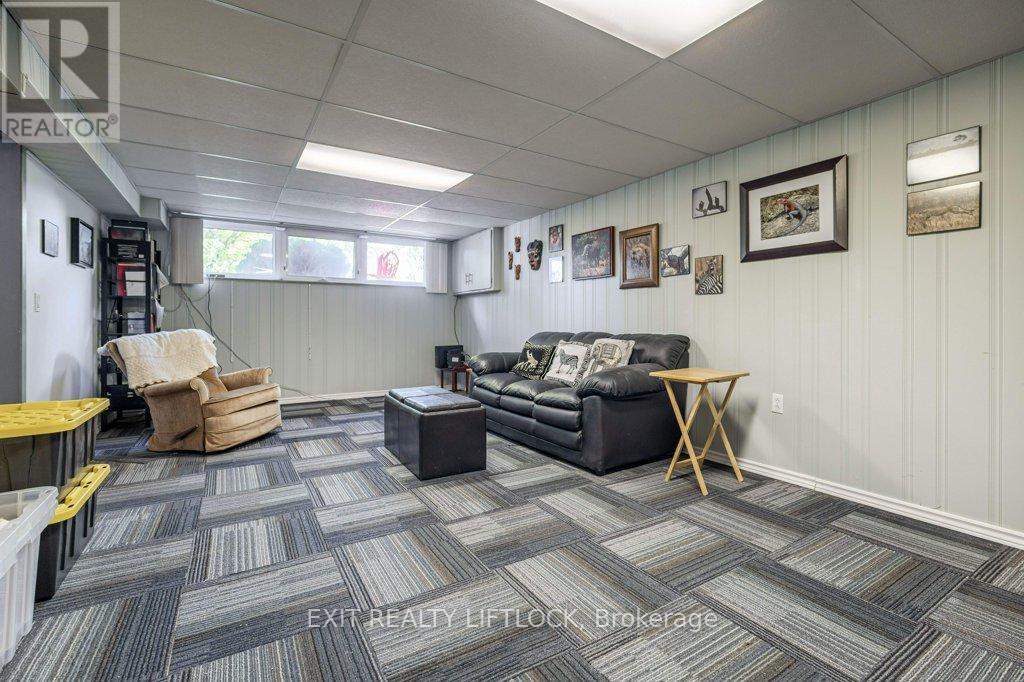 39 Beechwood Drive, Peterborough (Monaghan Ward 2), Ontario  K9J 1M2 - Photo 22 - X12439499