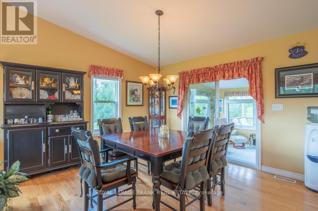 406 Lakehurst Circle Road, Trent Lakes, Ontario  K0L 1J0 - Photo 15 - X12439519