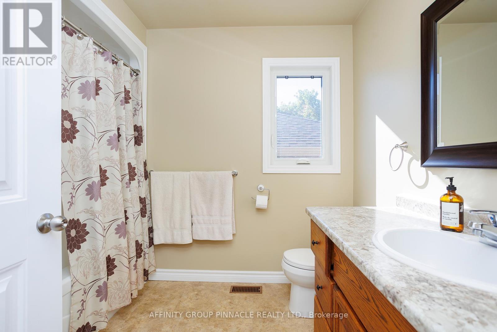 59 Peace Road, Kawartha Lakes (Ops), Ontario  K0L 2X0 - Photo 17 - X12439544