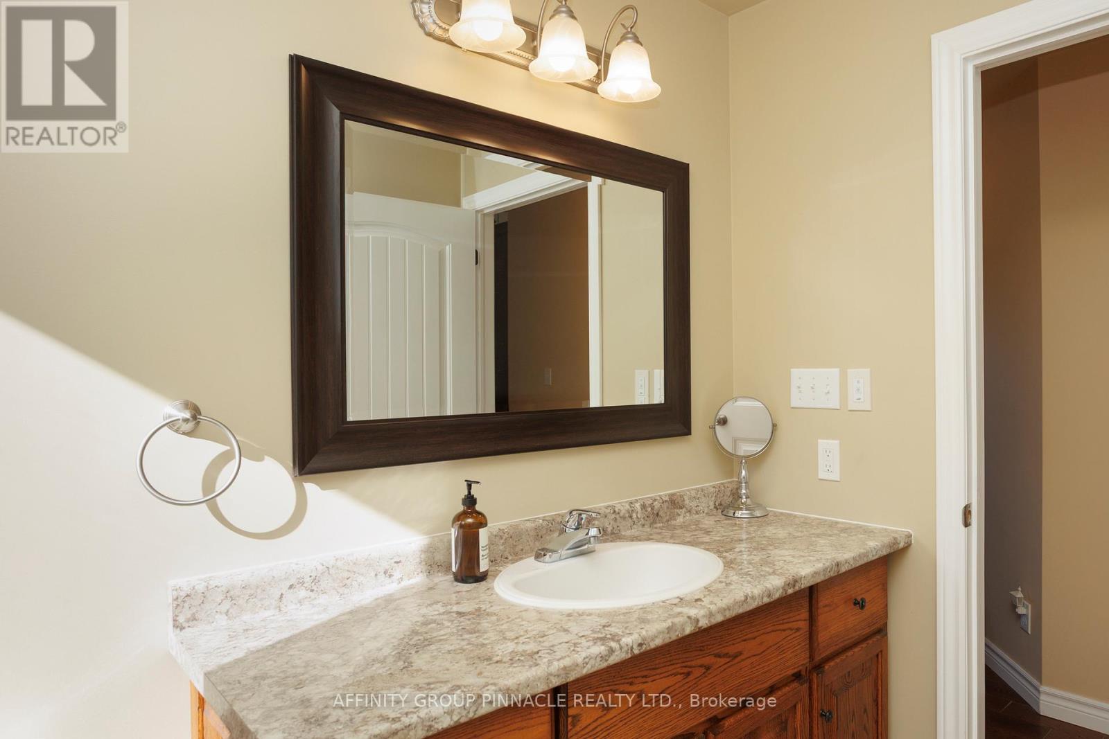 59 Peace Road, Kawartha Lakes (Ops), Ontario  K0L 2X0 - Photo 18 - X12439544