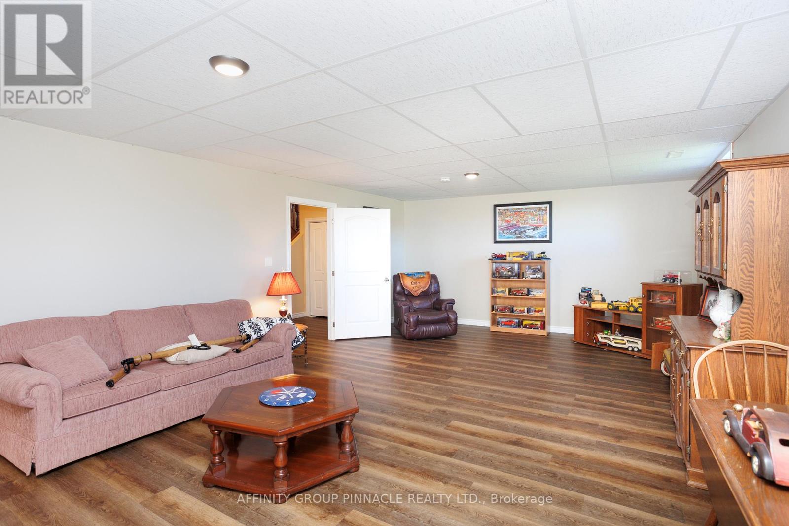 59 Peace Road, Kawartha Lakes (Ops), Ontario  K0L 2X0 - Photo 28 - X12439544