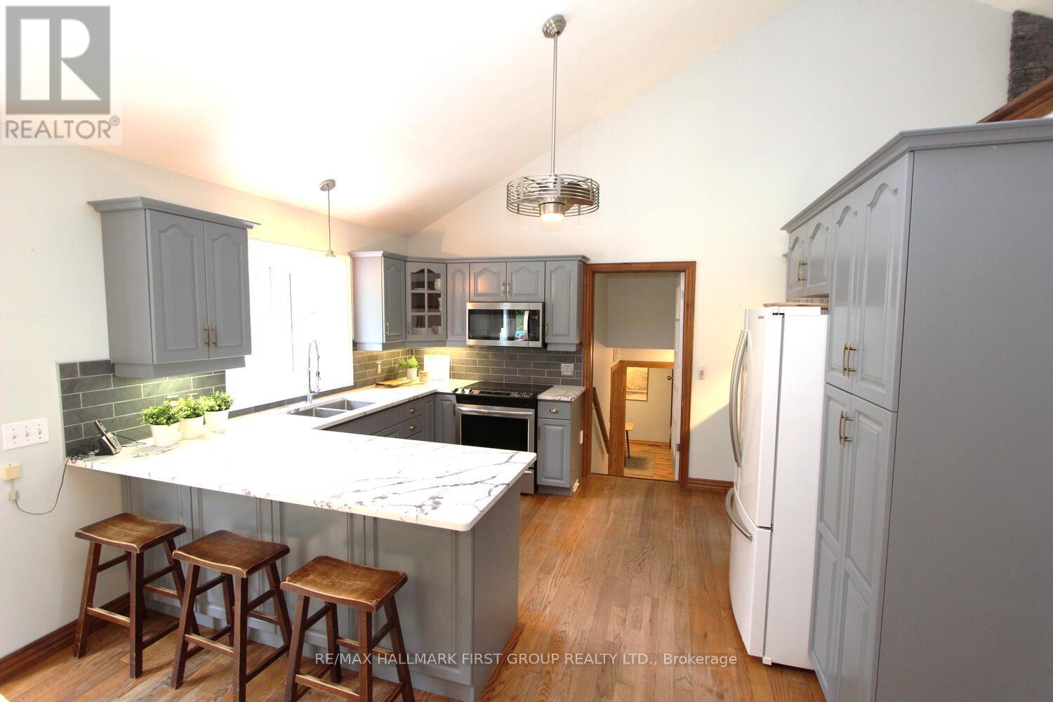 715 Whitebirch Road, Cavan Monaghan (Cavan Twp), Ontario  L0A 1G0 - Photo 10 - X12439580