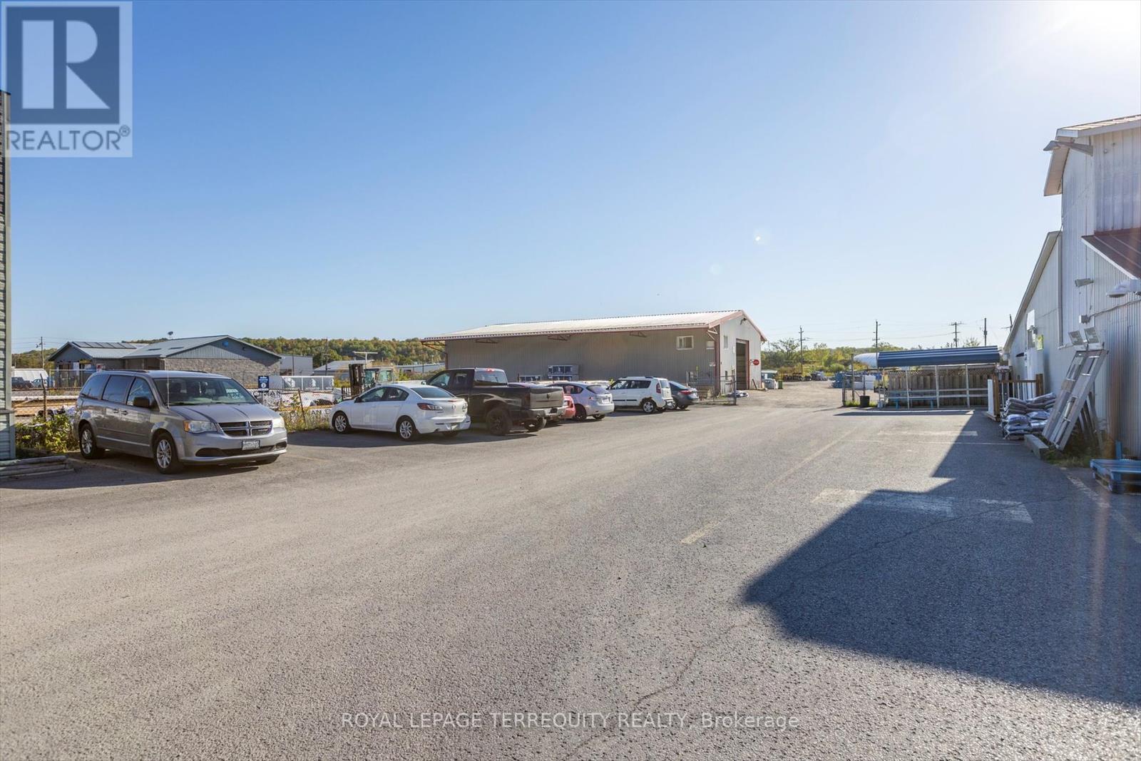 509 Grand Road, Trent Hills (Campbellford), Ontario  K0L 1L0 - Photo 9 - X12439411