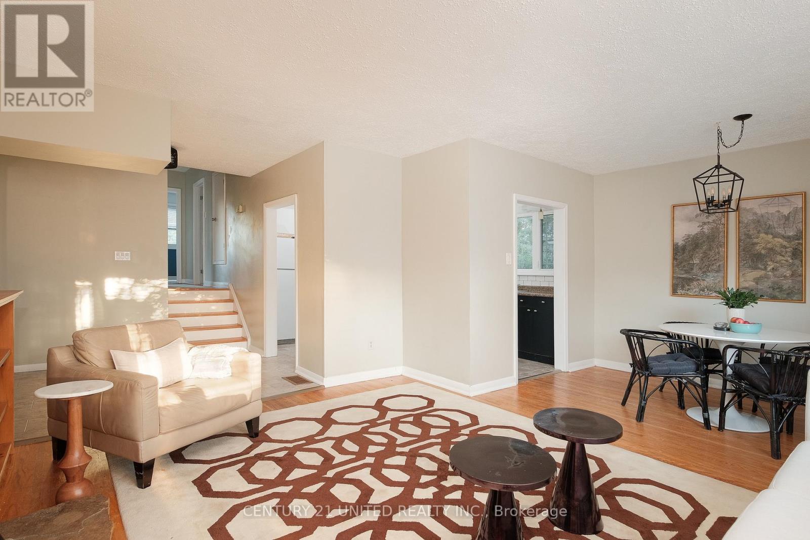 1518 Westbrook Drive, Peterborough (Monaghan Ward 2), Ontario  K9J 7V4 - Photo 14 - X12439709