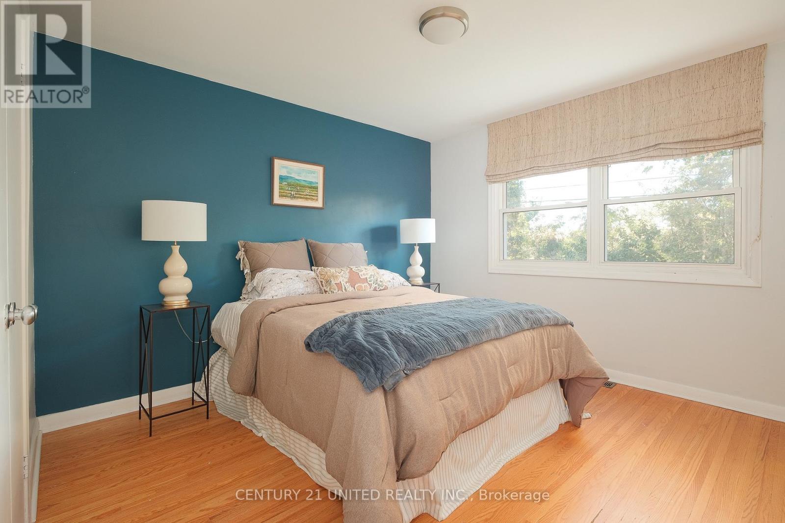 1518 Westbrook Drive, Peterborough (Monaghan Ward 2), Ontario  K9J 7V4 - Photo 17 - X12439709