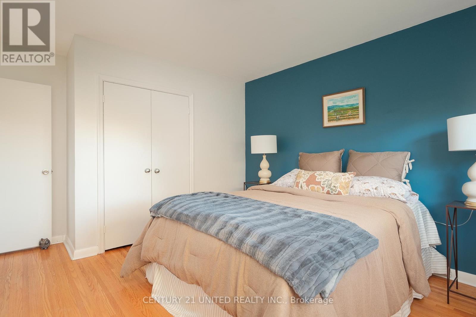 1518 Westbrook Drive, Peterborough (Monaghan Ward 2), Ontario  K9J 7V4 - Photo 18 - X12439709