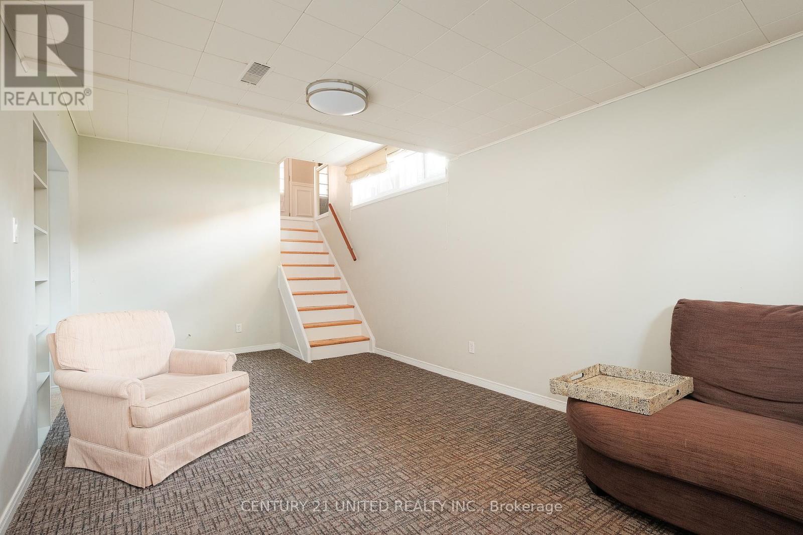 1518 Westbrook Drive, Peterborough (Monaghan Ward 2), Ontario  K9J 7V4 - Photo 24 - X12439709