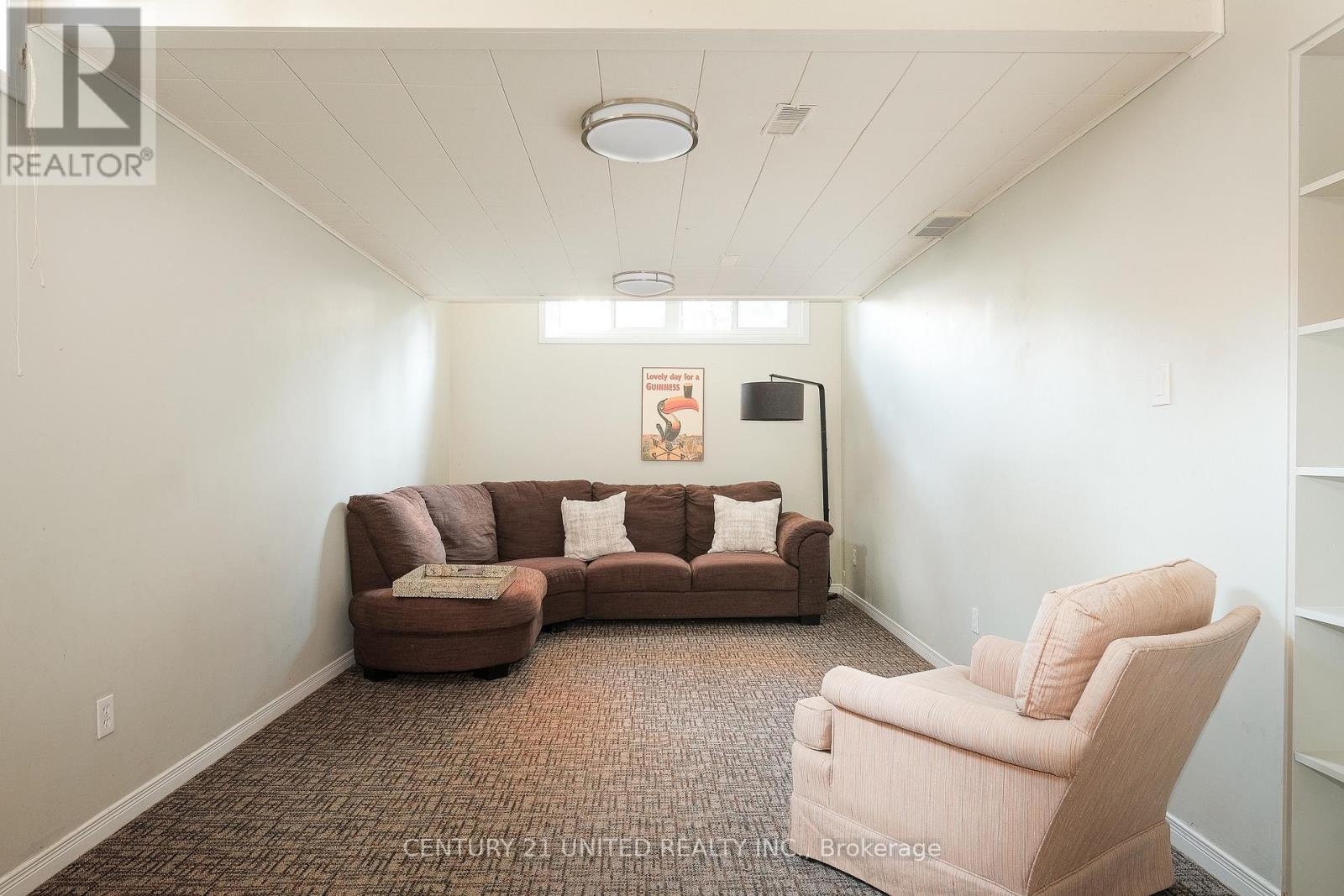 1518 Westbrook Drive, Peterborough (Monaghan Ward 2), Ontario  K9J 7V4 - Photo 25 - X12439709