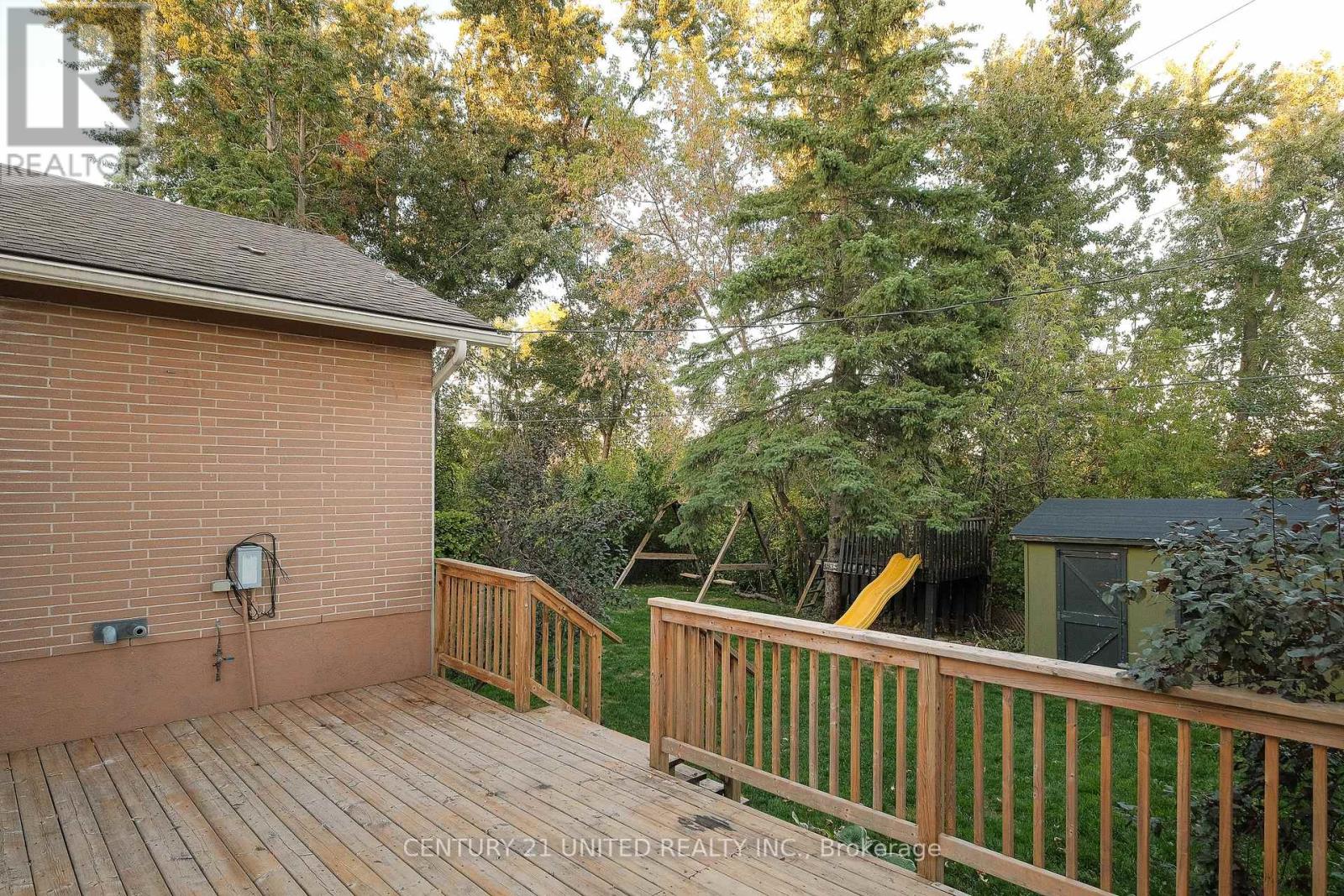 1518 Westbrook Drive, Peterborough (Monaghan Ward 2), Ontario  K9J 7V4 - Photo 36 - X12439709