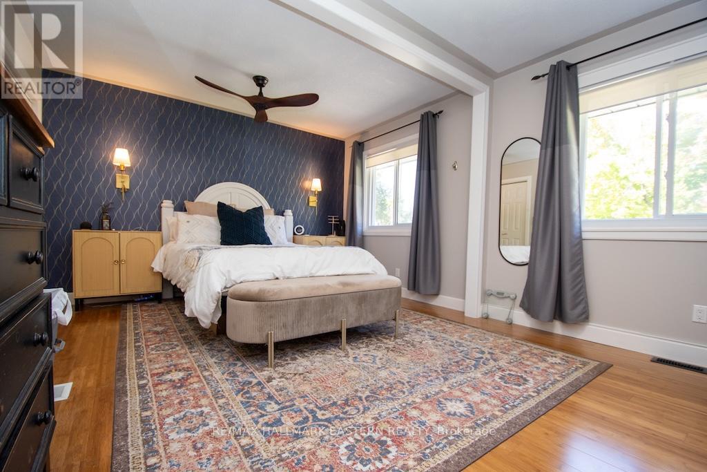 731 Peterborough Avenue, Selwyn, Ontario  K0L 1H0 - Photo 14 - X12439992