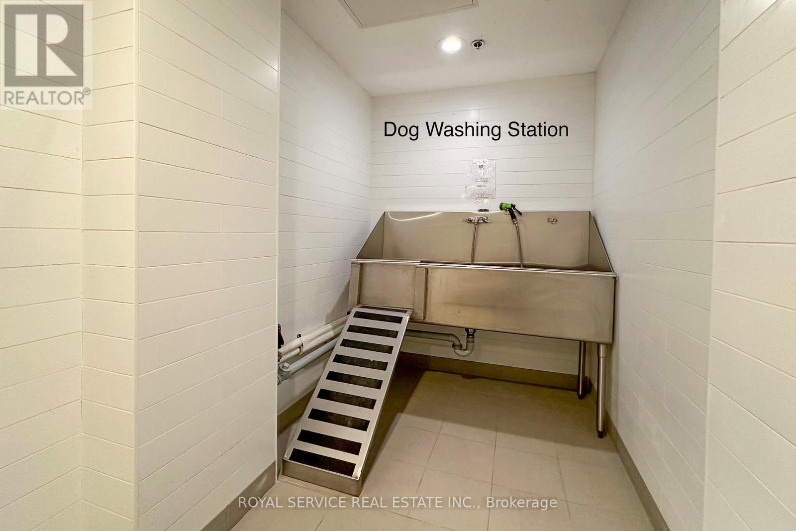 308 - 21 Brookhouse Drive, Clarington (Newcastle), Ontario  L1B 0V4 - Photo 22 - E12440293