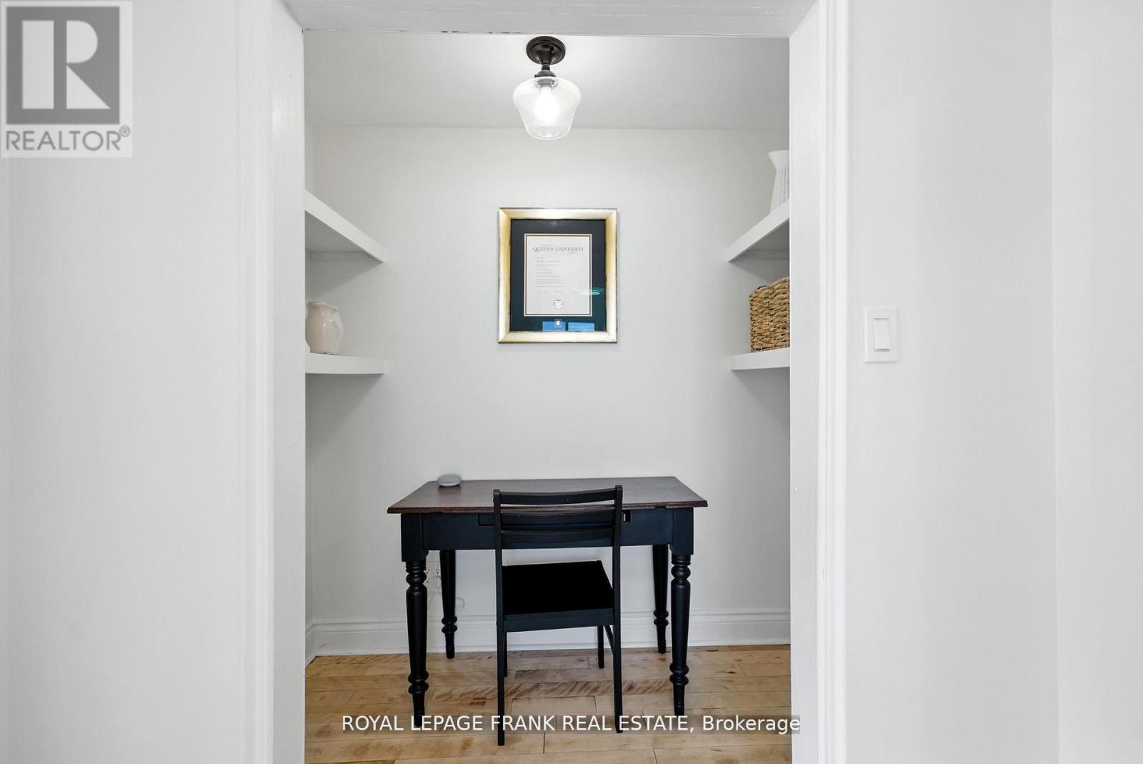 41 Sussex Street N, Kawartha Lakes (Lindsay), Ontario  K9V 4H6 - Photo 19 - X12440175