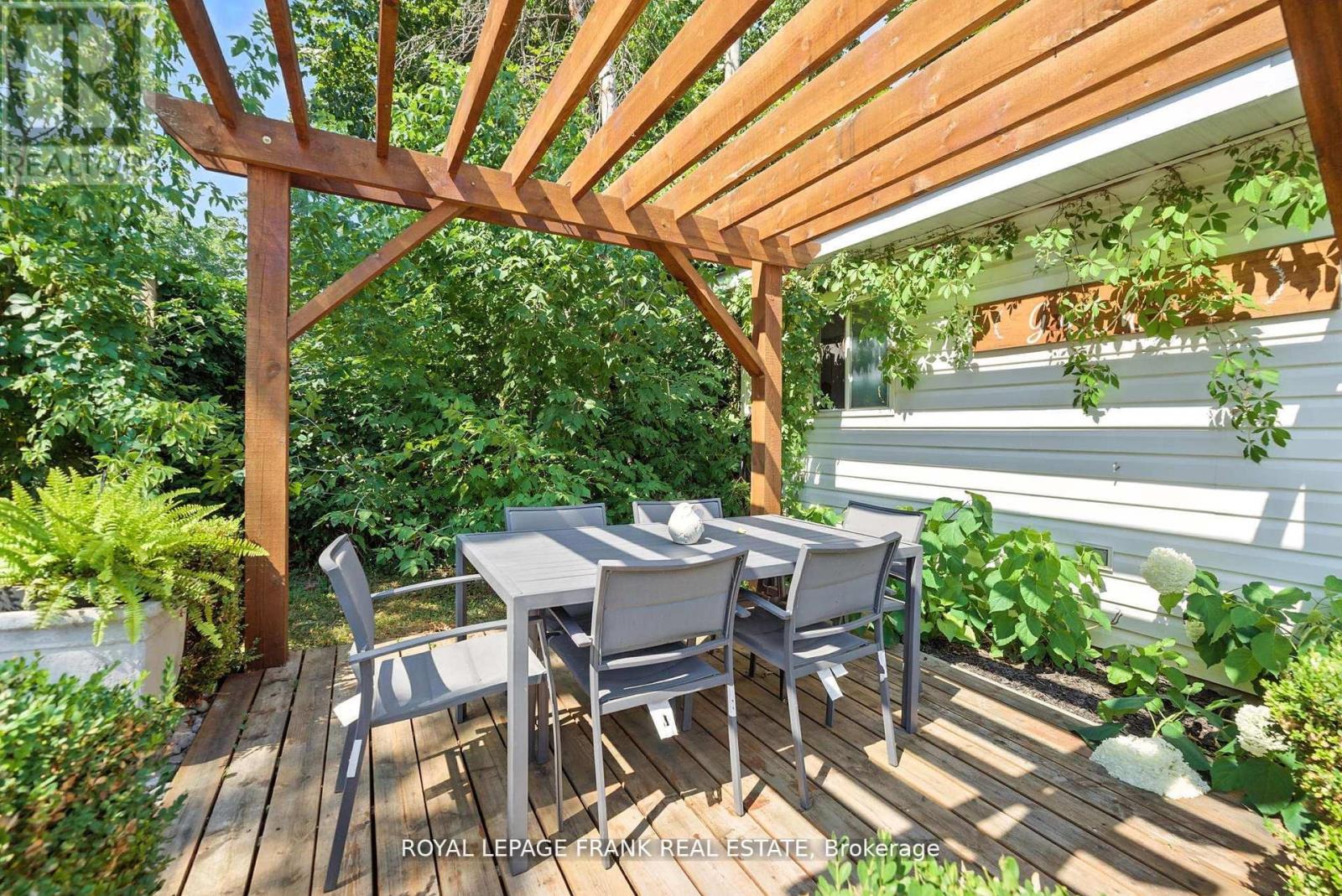 41 Sussex Street N, Kawartha Lakes (Lindsay), Ontario  K9V 4H6 - Photo 37 - X12440175