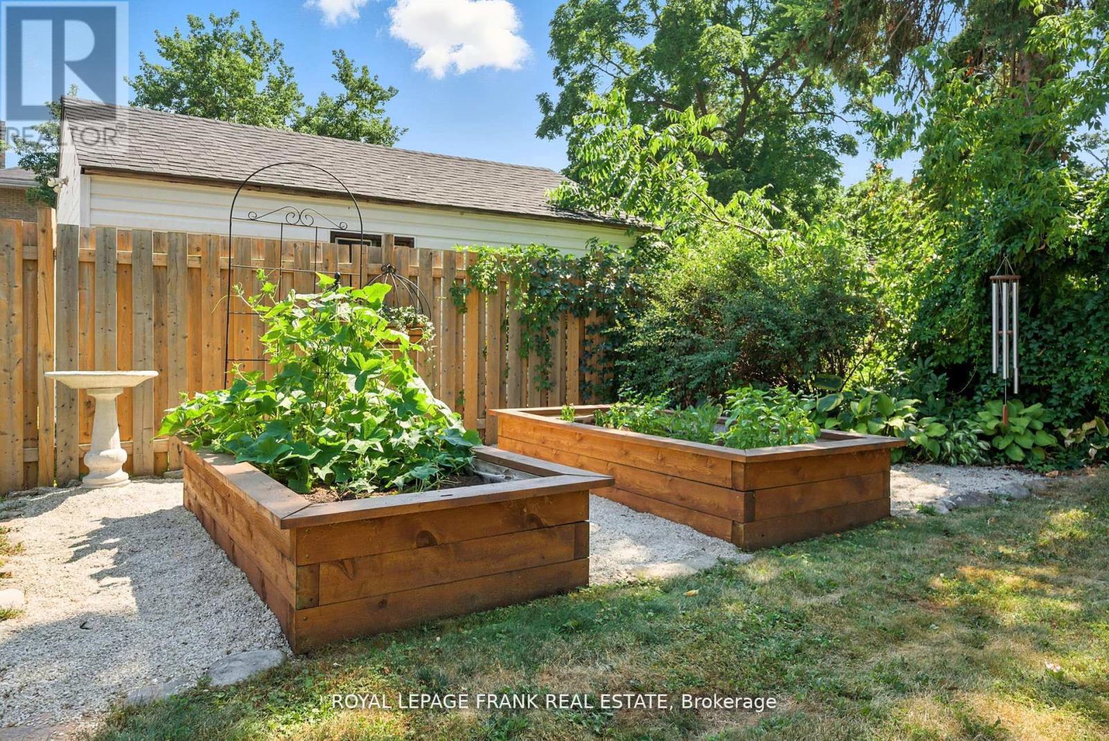 41 Sussex Street N, Kawartha Lakes (Lindsay), Ontario  K9V 4H6 - Photo 41 - X12440175