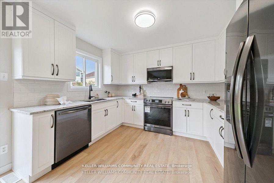 151 Parcells Crescent, Peterborough West (South), Ontario  K9K 2R2 - Photo 10 - X12440424