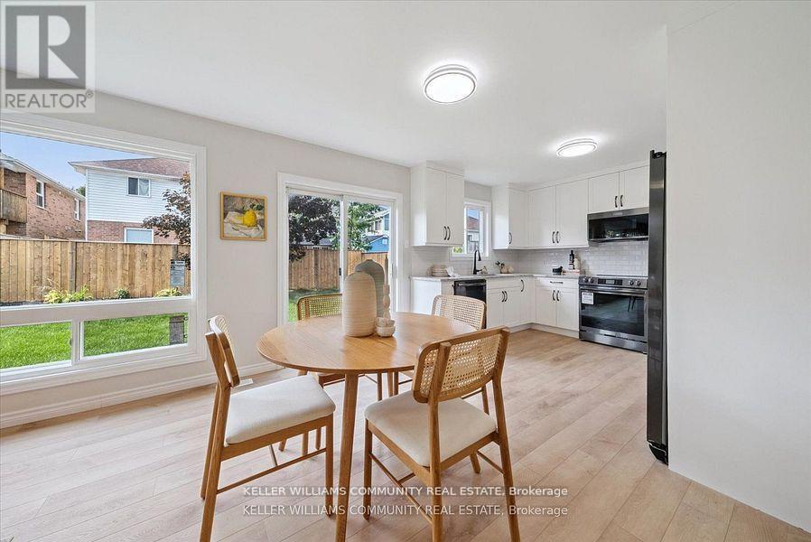 151 Parcells Crescent, Peterborough West (South), Ontario  K9K 2R2 - Photo 9 - X12440424