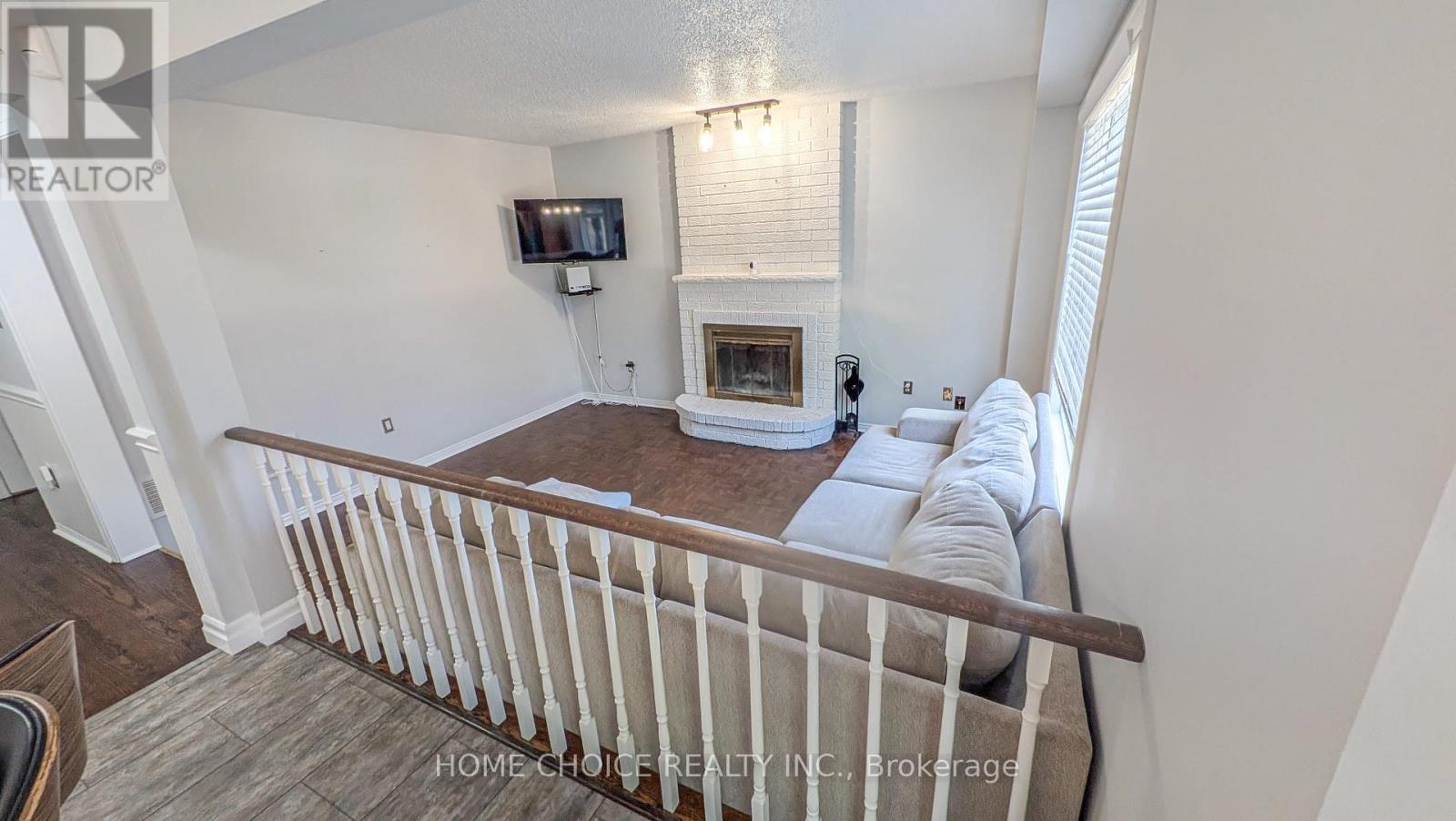 27 Doncaster Crescent, Clarington (Newcastle), Ontario  L1B 1E8 - Photo 9 - E12440620