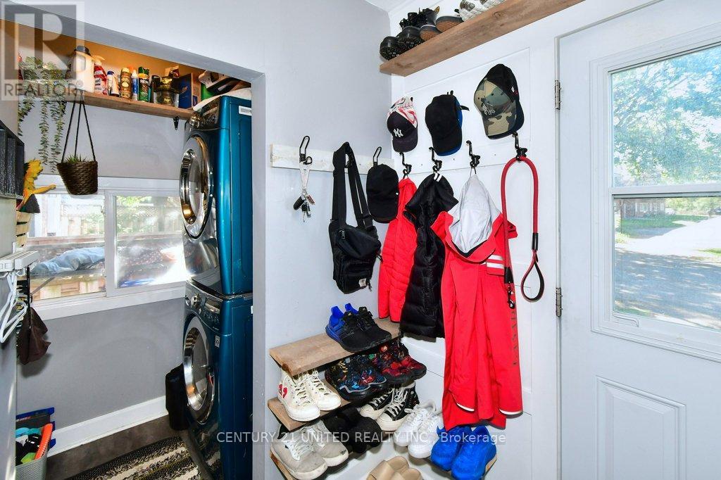 27 Park Street N, Peterborough (Town Ward 3), Ontario  K9J 3V3 - Photo 21 - X12440698