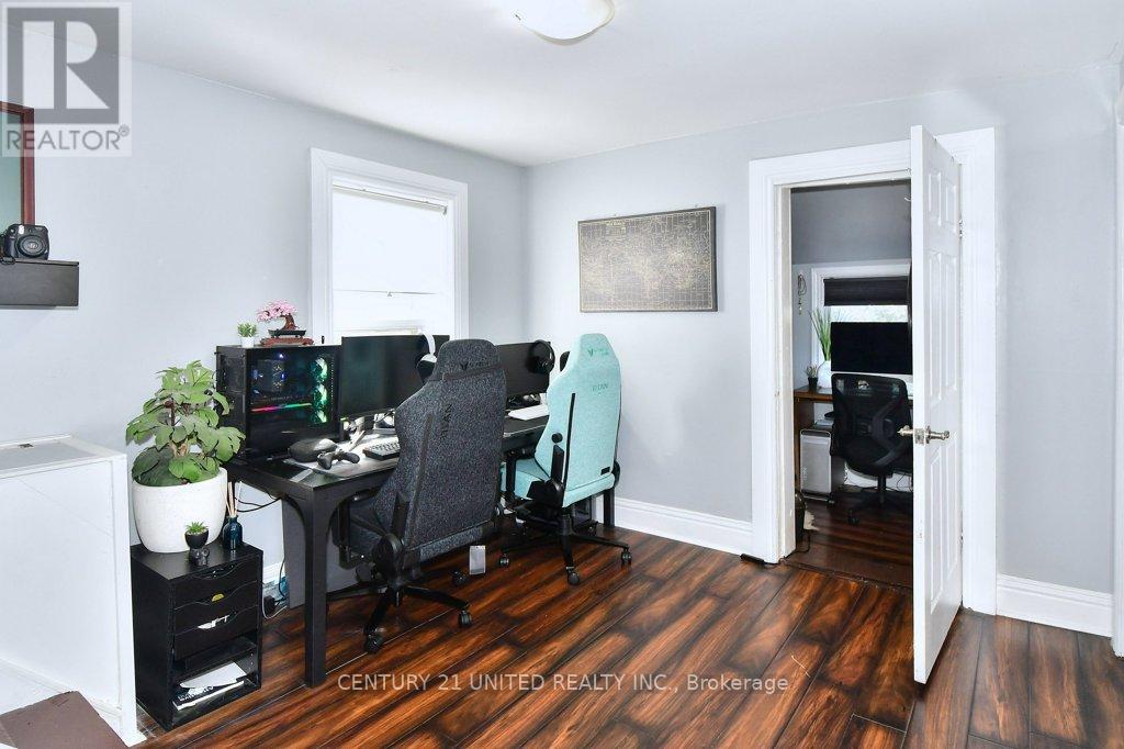 27 Park Street N, Peterborough (Town Ward 3), Ontario  K9J 3V3 - Photo 23 - X12440698