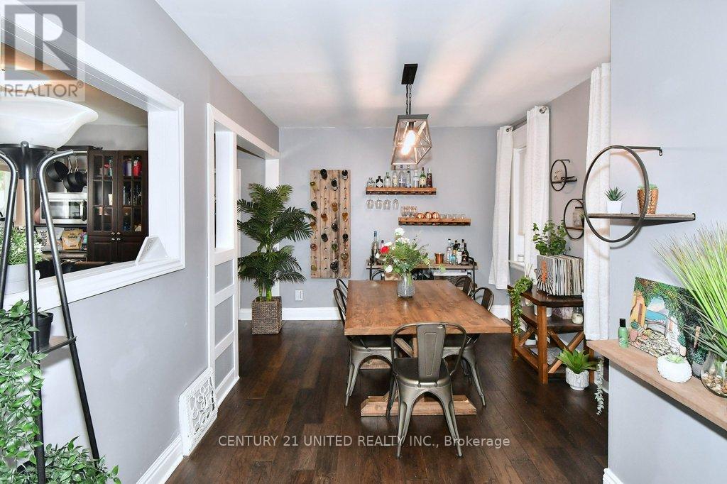 27 Park Street N, Peterborough (Town Ward 3), Ontario  K9J 3V3 - Photo 8 - X12440698