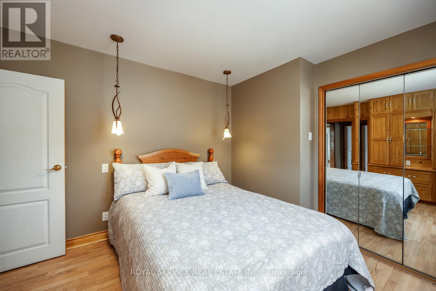 388 Dublin Street, Peterborough (Town Ward 3), Ontario  K9H 3C9 - Photo 18 - X12440913