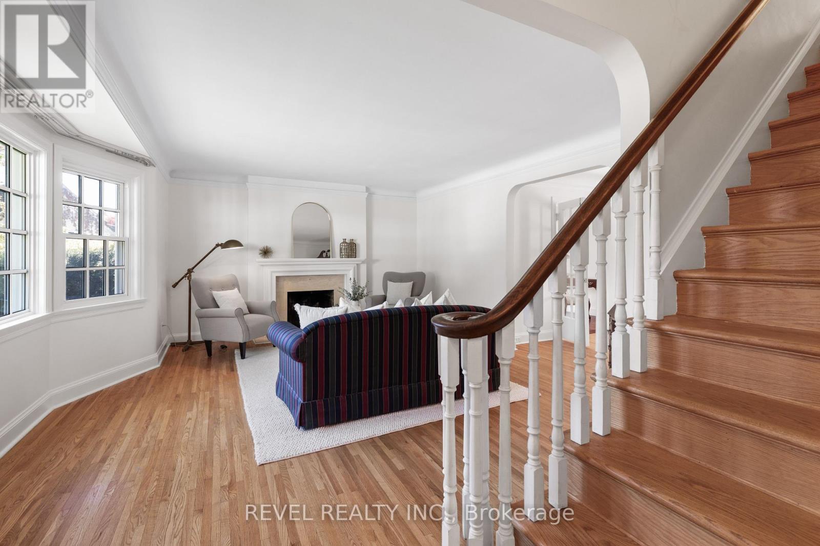 13 Sylvan Crescent, Kawartha Lakes (Lindsay), Ontario  K9V 2W4 - Photo 10 - X12440955