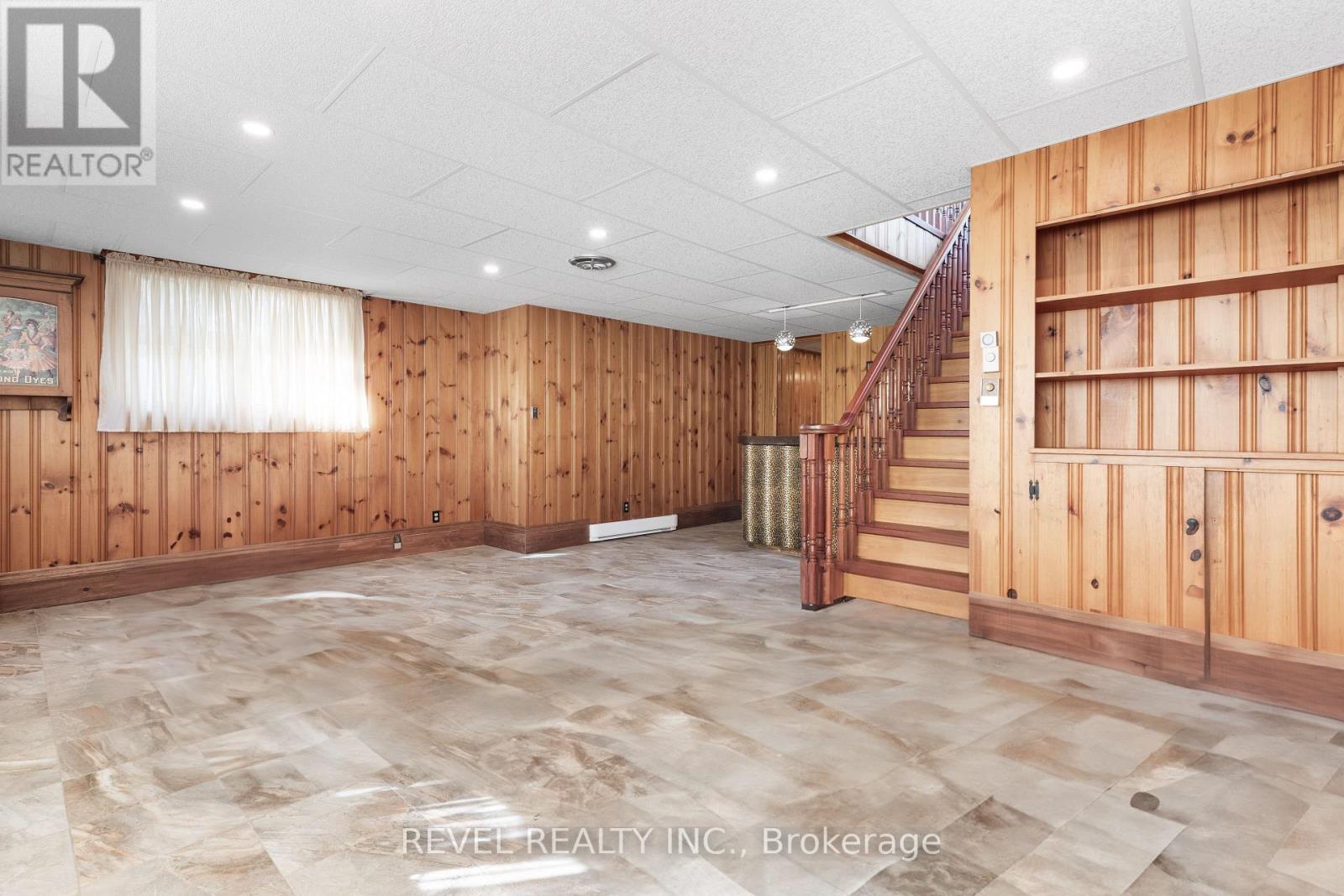 13 Sylvan Crescent, Kawartha Lakes (Lindsay), Ontario  K9V 2W4 - Photo 36 - X12440955