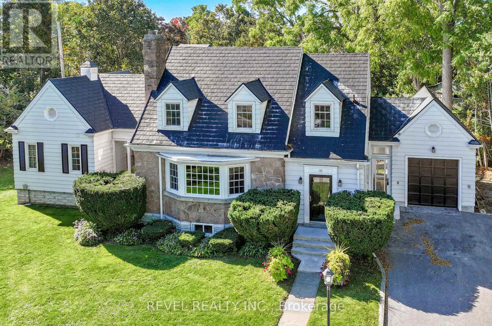 13 Sylvan Crescent, Kawartha Lakes (Lindsay), Ontario  K9V 2W4 - Photo 4 - X12440955