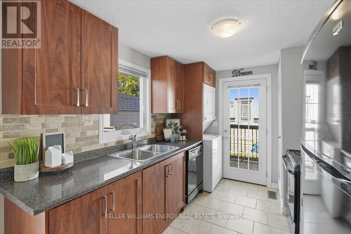 79 Fairway Drive, Clarington (Newcastle), Ontario  L1B 1B1 - Photo 13 - E12441035