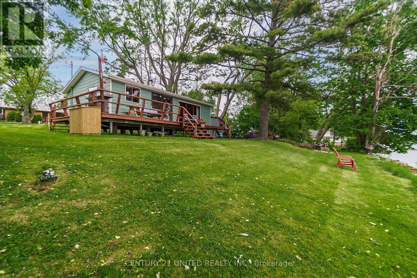 37 Lakeshore Road, Hiawatha First Nation, Ontario  K0L 2G0 - Photo 3 - X12441222