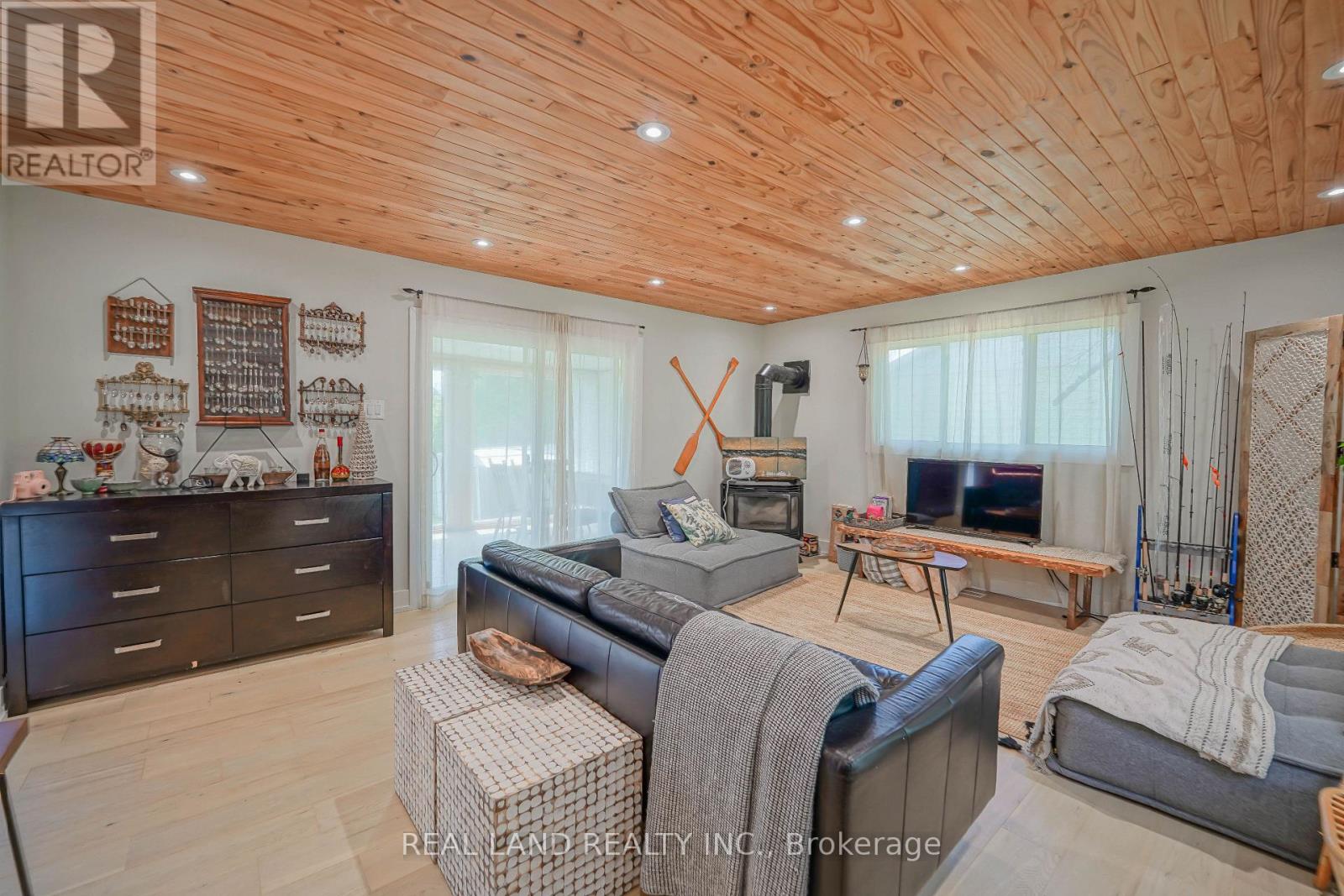 21 Marilyn Crescent, Kawartha Lakes (Emily), Ontario  K0L 1T0 - Photo 17 - X12441318