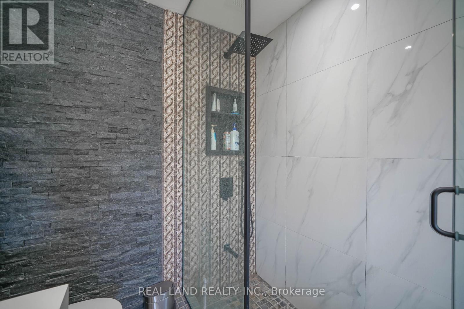21 Marilyn Crescent, Kawartha Lakes (Emily), Ontario  K0L 1T0 - Photo 34 - X12441318