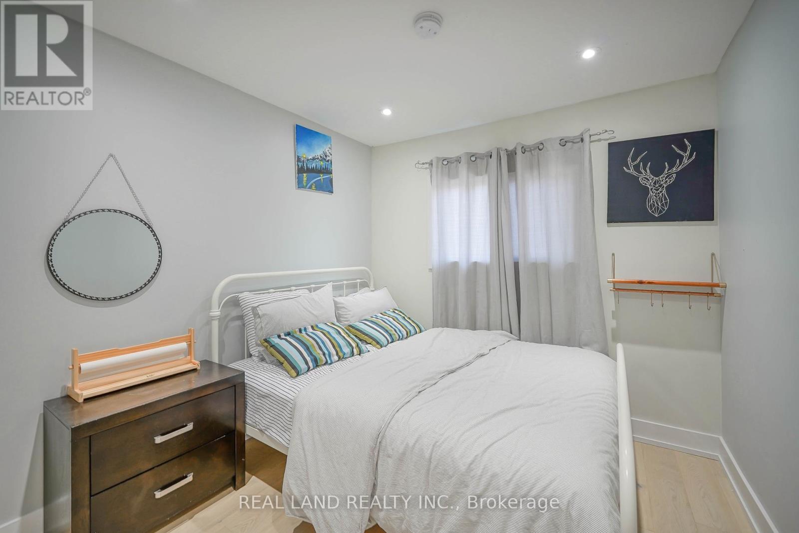 21 Marilyn Crescent, Kawartha Lakes (Emily), Ontario  K0L 1T0 - Photo 40 - X12441318