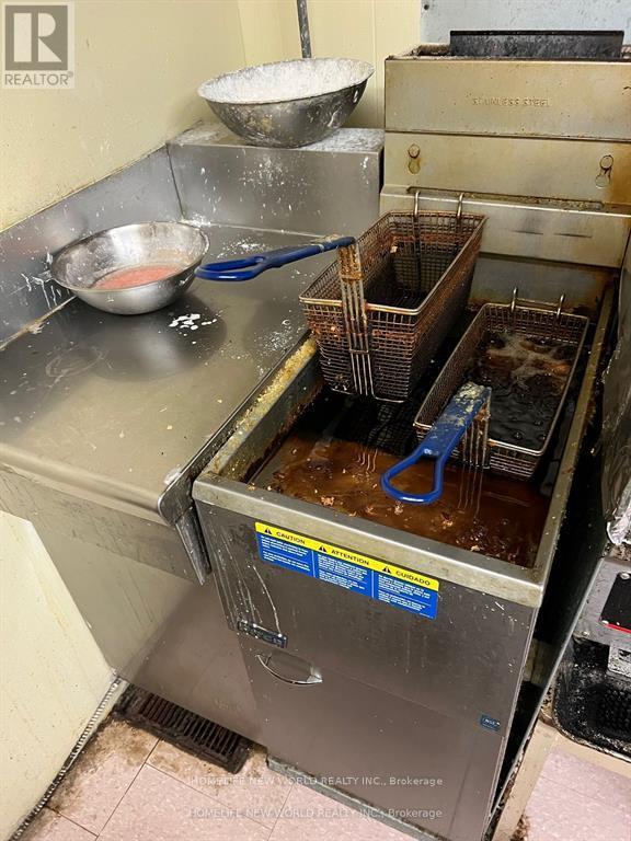 65 Albert Street S, Kawartha Lakes (Lindsay), Ontario  K9V 3H2 - Photo 20 - X12442052