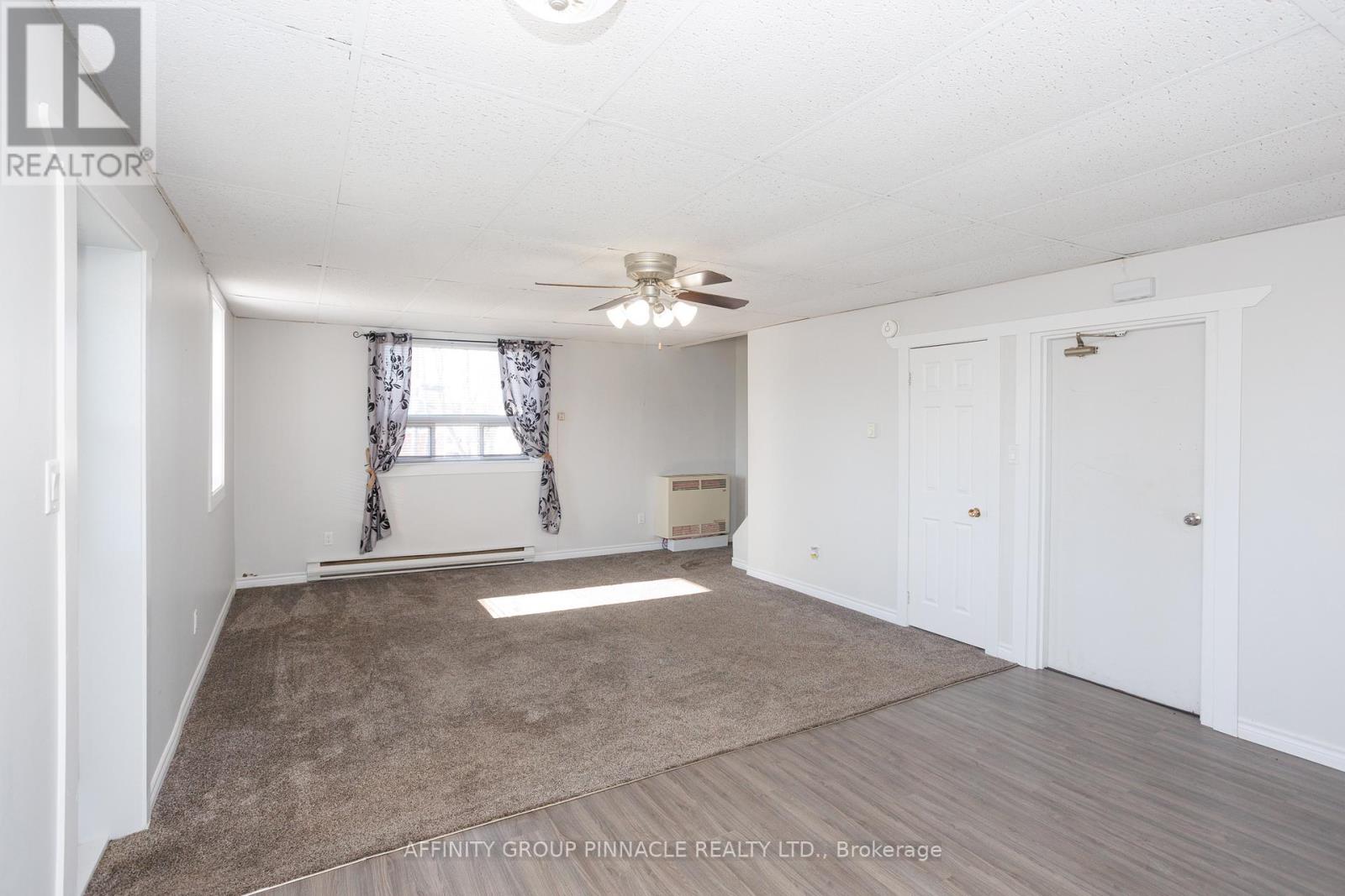 16 St David Street, Kawartha Lakes (Lindsay), Ontario  K9V 1N1 - Photo 12 - X12442495