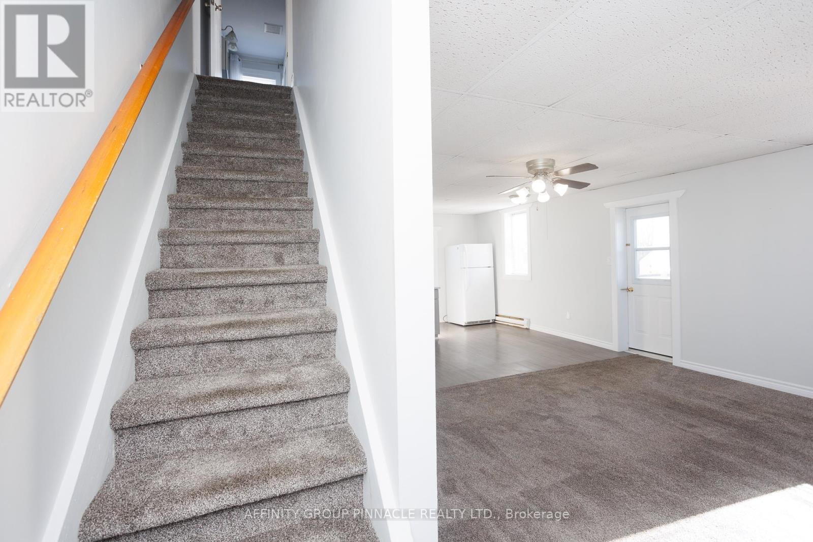 16 St David Street, Kawartha Lakes (Lindsay), Ontario  K9V 1N1 - Photo 13 - X12442495
