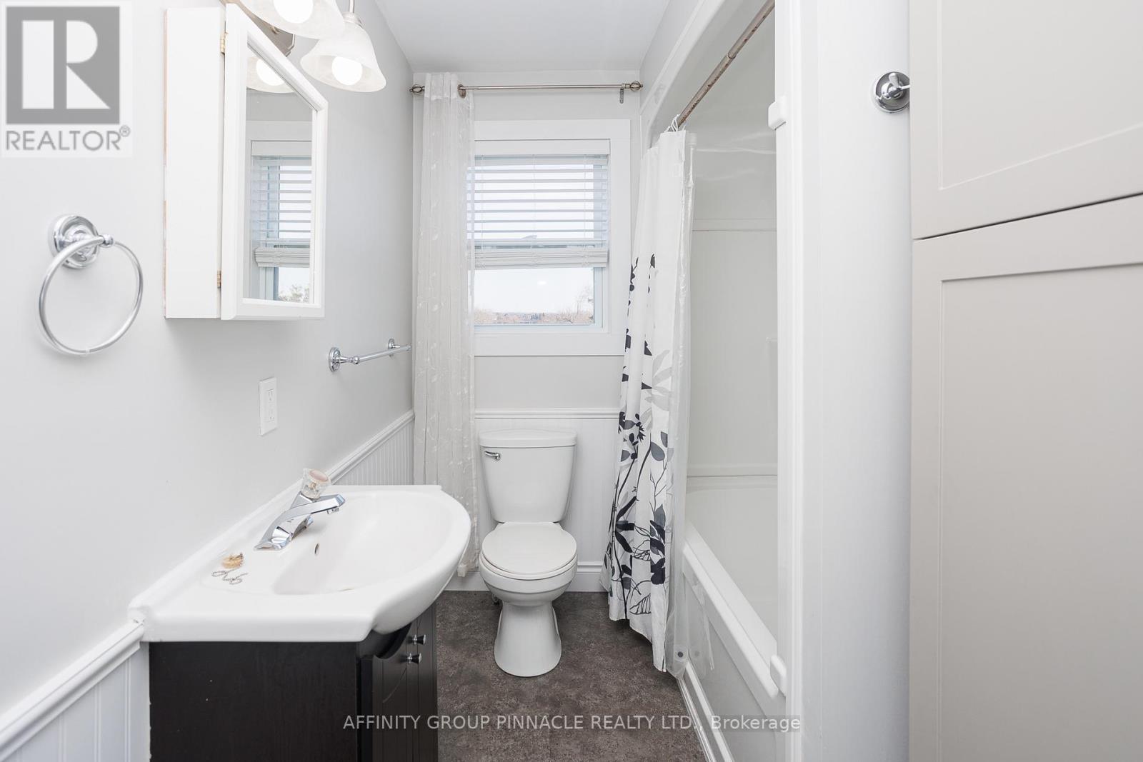 16 St David Street, Kawartha Lakes (Lindsay), Ontario  K9V 1N1 - Photo 16 - X12442495