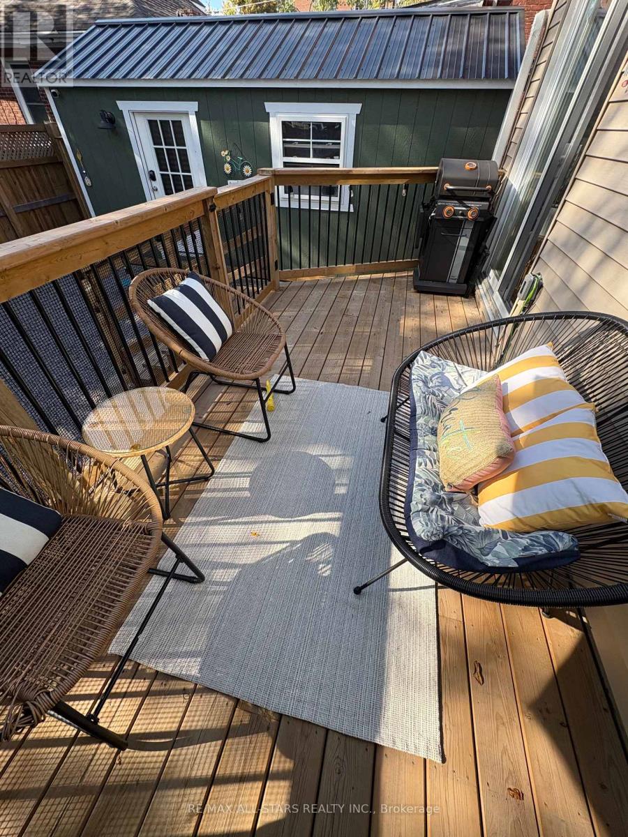 147 Lake Street, Peterborough (Town Ward 3), Ontario  K9J 2H2 - Photo 21 - X12442497