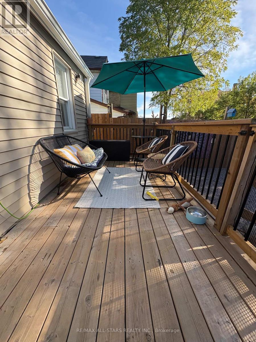 147 Lake Street, Peterborough (Town Ward 3), Ontario  K9J 2H2 - Photo 22 - X12442497