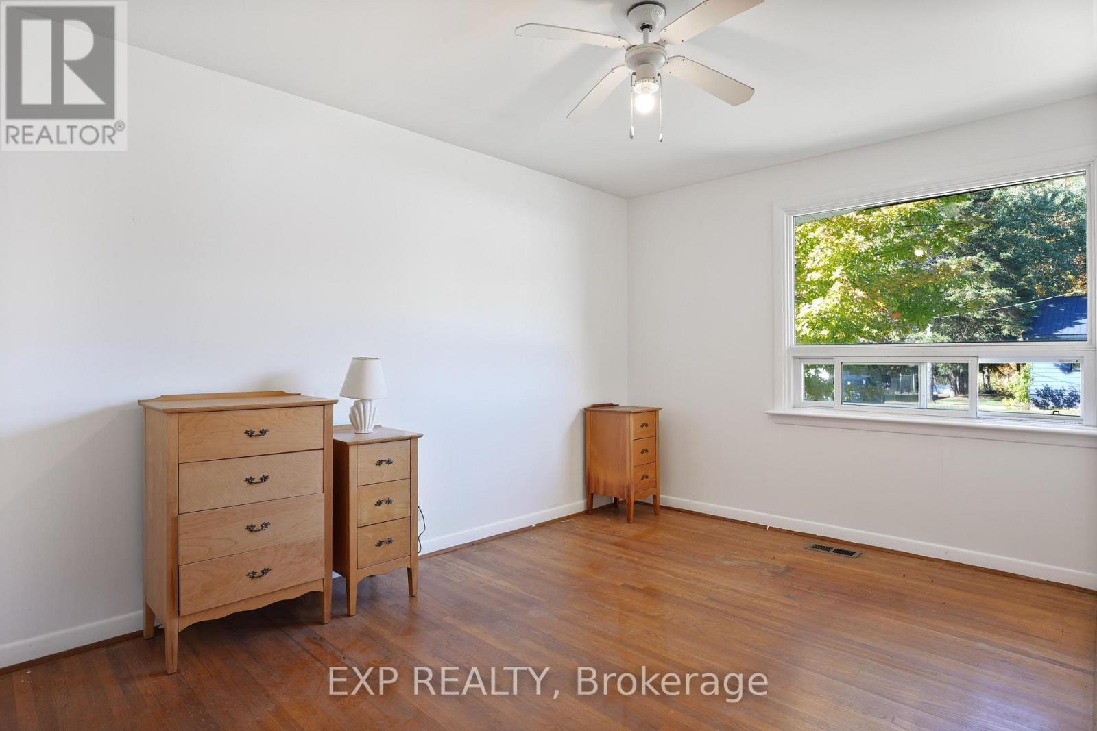 1043 Estates Road, Highlands East (Bicroft Ward), Ontario  K0L 1C0 - Photo 12 - X12442292