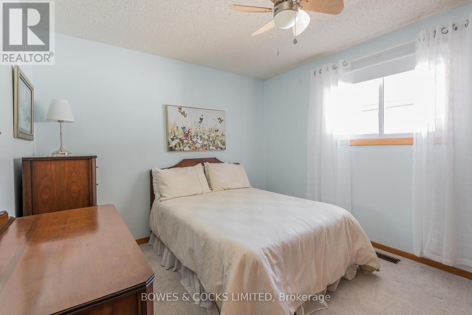274 Sherin Avenue, Peterborough (Ashburnham Ward 4), Ontario  K9J 1B6 - Photo 14 - X12442561