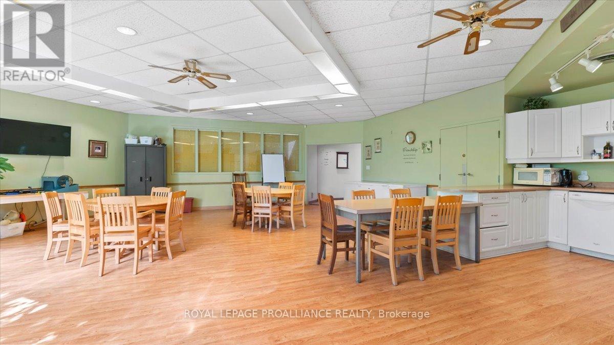27 Doxsee Avenue N, Trent Hills (Campbellford), Ontario  K0L 1L0 - Photo 13 - X12442585