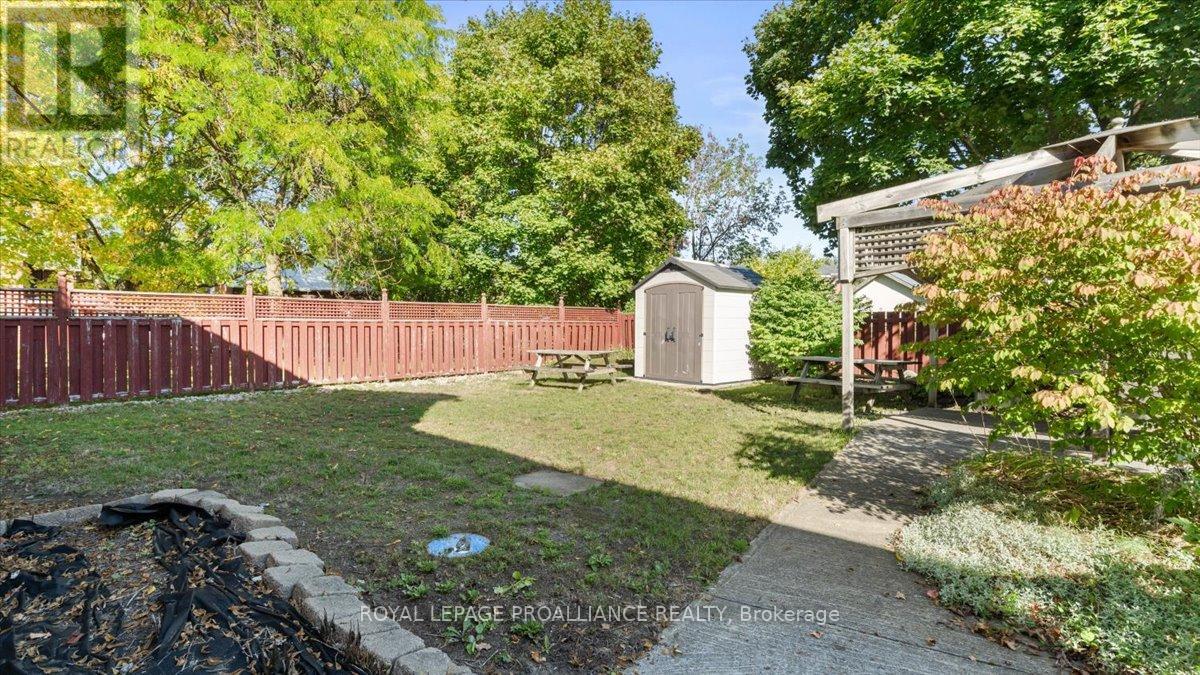 27 Doxsee Avenue N, Trent Hills (Campbellford), Ontario  K0L 1L0 - Photo 29 - X12442585