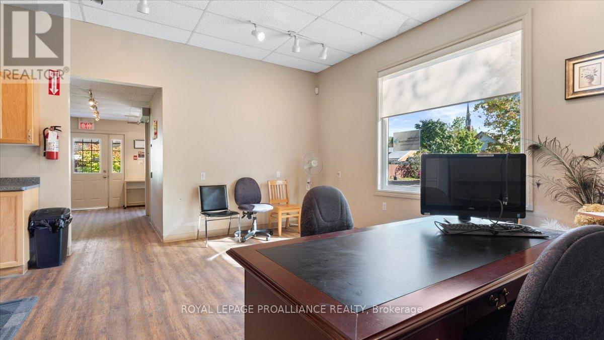 27 Doxsee Avenue N, Trent Hills (Campbellford), Ontario  K0L 1L0 - Photo 30 - X12442585