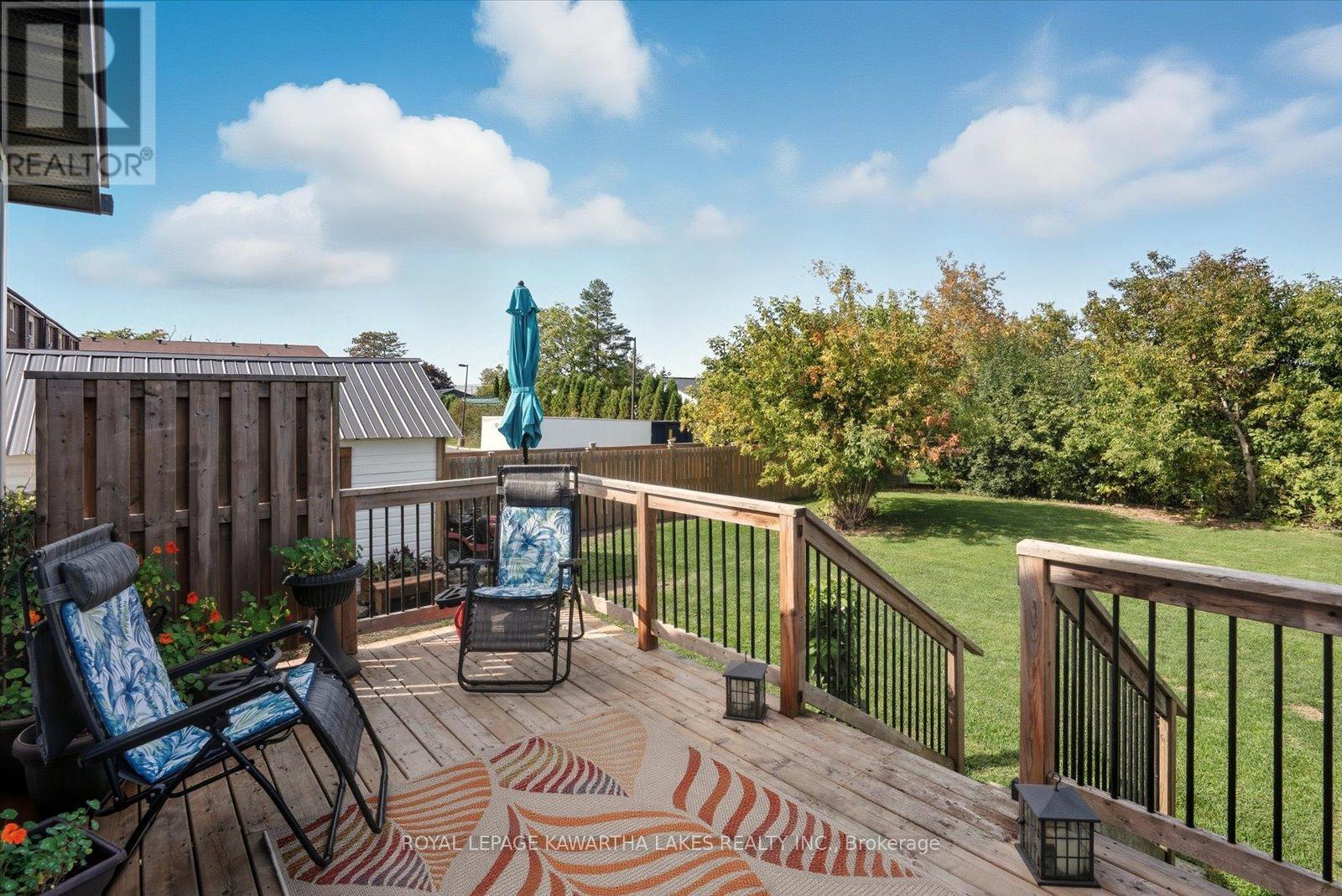 18 Mary Street W, Kawartha Lakes (Lindsay), Ontario  K9V 2N4 - Photo 37 - X12442674