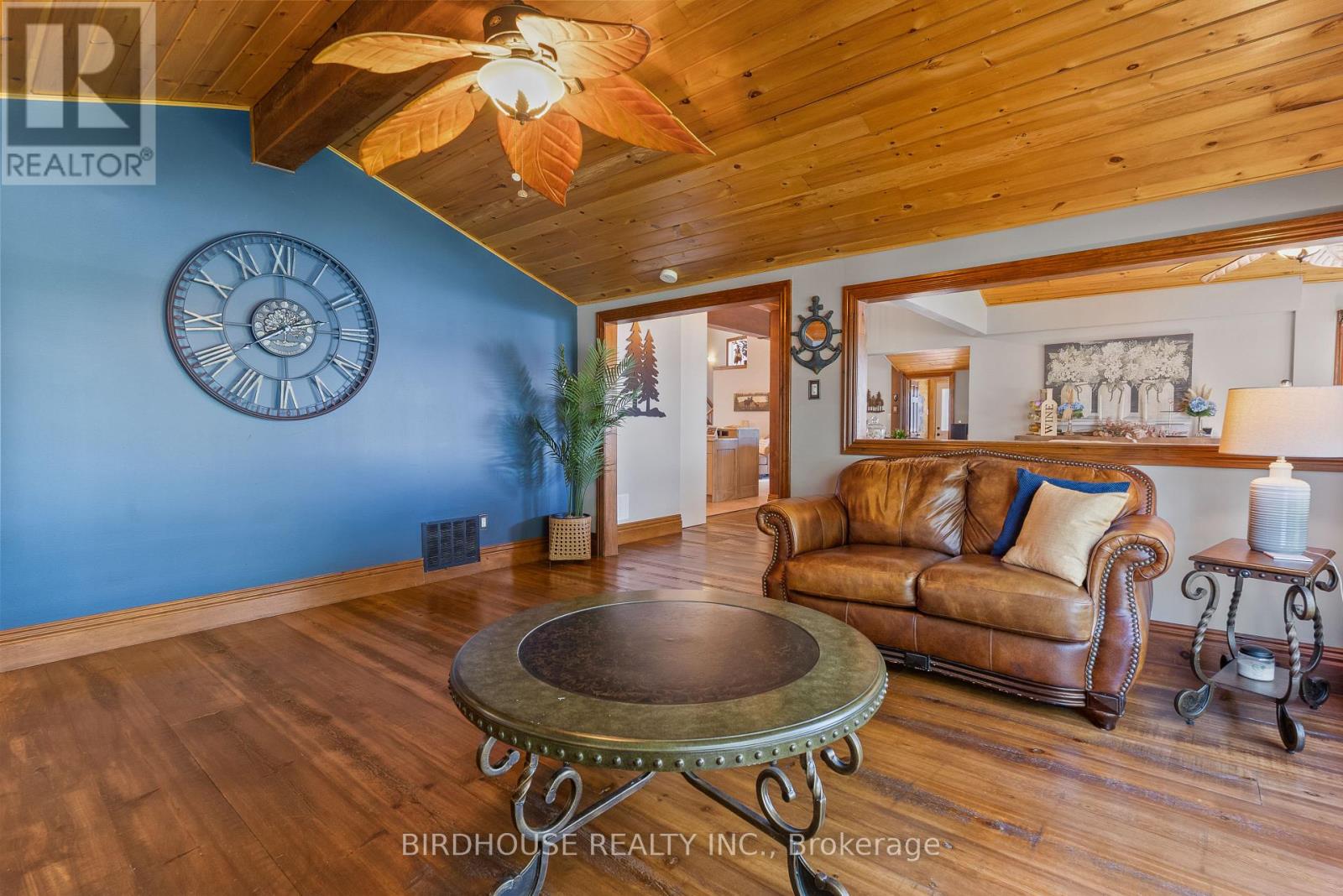 1358 Island View Drive, Selwyn, Ontario  K0L 1T0 - Photo 16 - X12442693