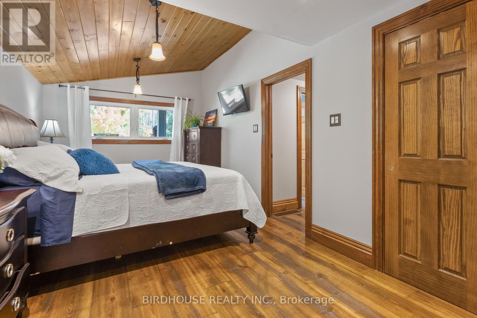 1358 Island View Drive, Selwyn, Ontario  K0L 1T0 - Photo 18 - X12442693